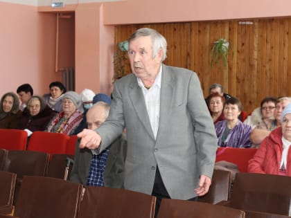 Связь, медицина, шанс на газ. А ещё о деликатном и духовном говорили в Брюхово и Мичуре