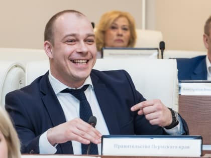 Антон Удальёв внёс в ЗС постановление о досрочном прекращении депутатских полномочий