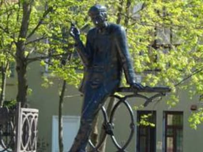 Память о великом поэте: как Россия отмечает день памяти А. Л. Пушкина