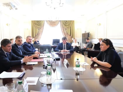 Дмитрий Махонин поручил решить вопрос с увековечиванием памяти погибшего на СВО разведчика из Перми