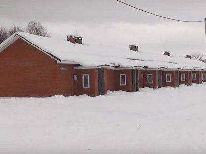 В Кунгурском округе детям-сиротам торжественно вручили ключи от новых домов