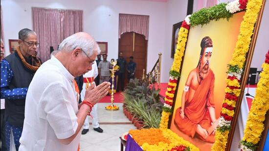TVK and DMK object to Governor’s tribute to Thiruvalluvar image in saffron robe at Tamil Nadu event