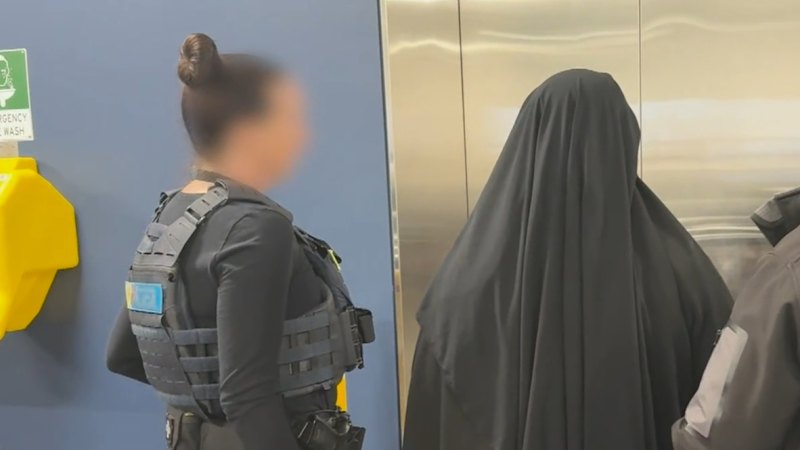 Melbourne woman appears in court on terrorism charges after return from Syria
