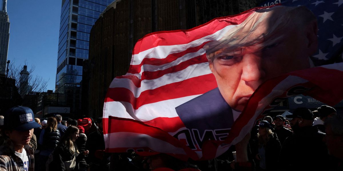 Opinion Column Urges Democrats to Prioritize Electability and Grassroots Activism Ahead of the 2026 Midterms