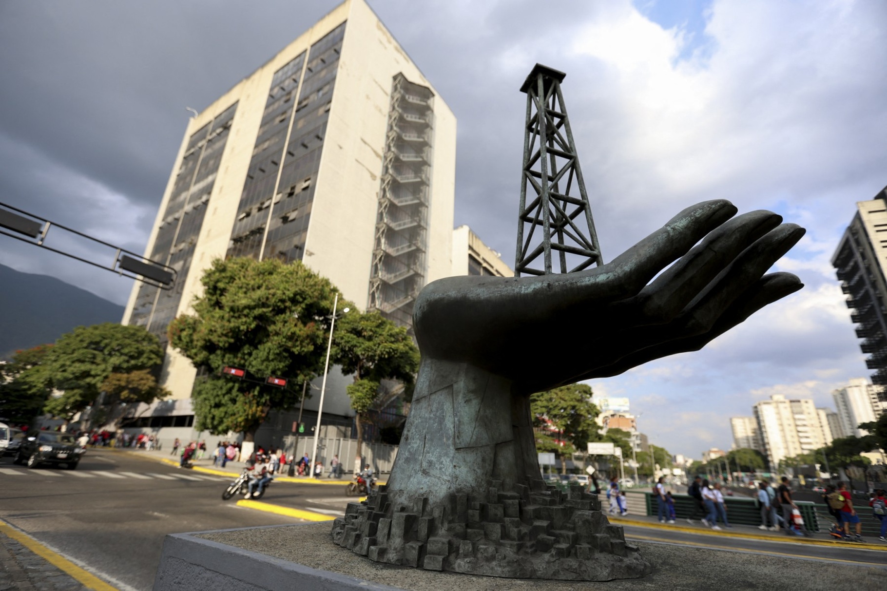 Litigio internacional y disputas por el control de activos en el caso PDVSA-Helsinge