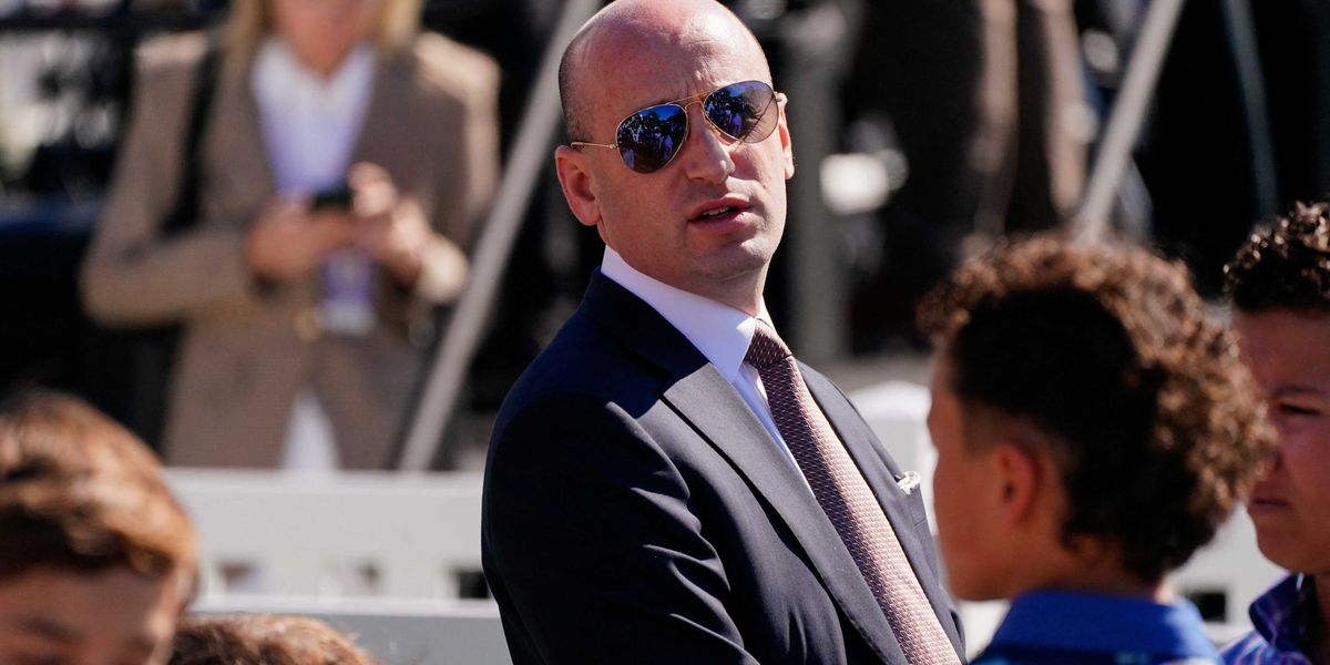 Criticism Mounts Over Stephen Miller Social Media Post Interpreted as Extremist Rhetoric