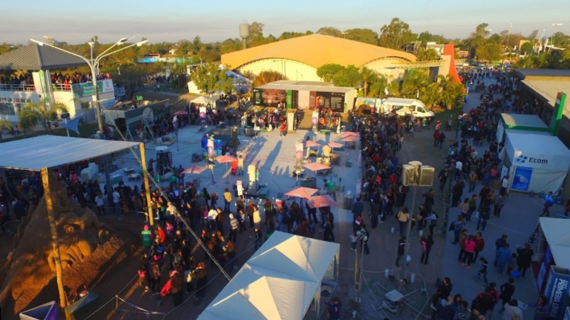 La Bienal de Escultura 2026 en Resistencia tendrá música en vivo y actividades culturales gratuitas