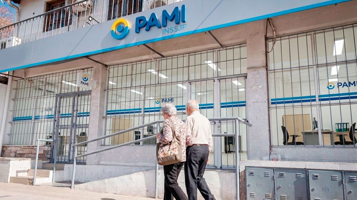 PAMI detalla los cuatro formatos de credenciales válidos para servicios médicos y farmacéuticos