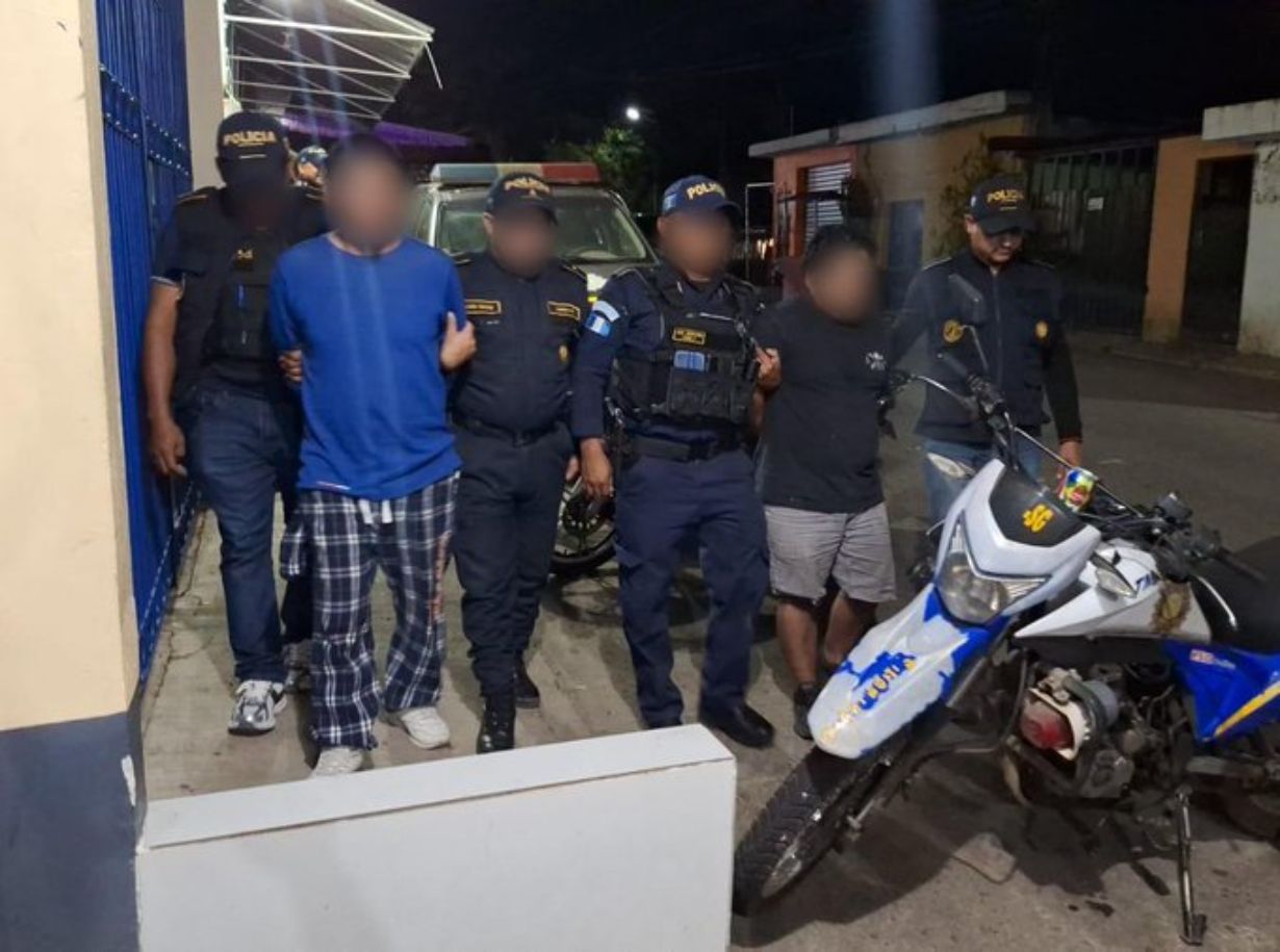 Operativo antiextorsión captura a dos presuntos miembros del Barrio 18 en Guatemala