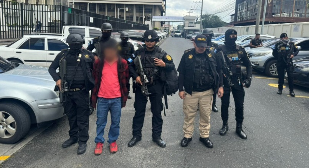 Guatemalan Leader Admits Role in Migrant Deaths