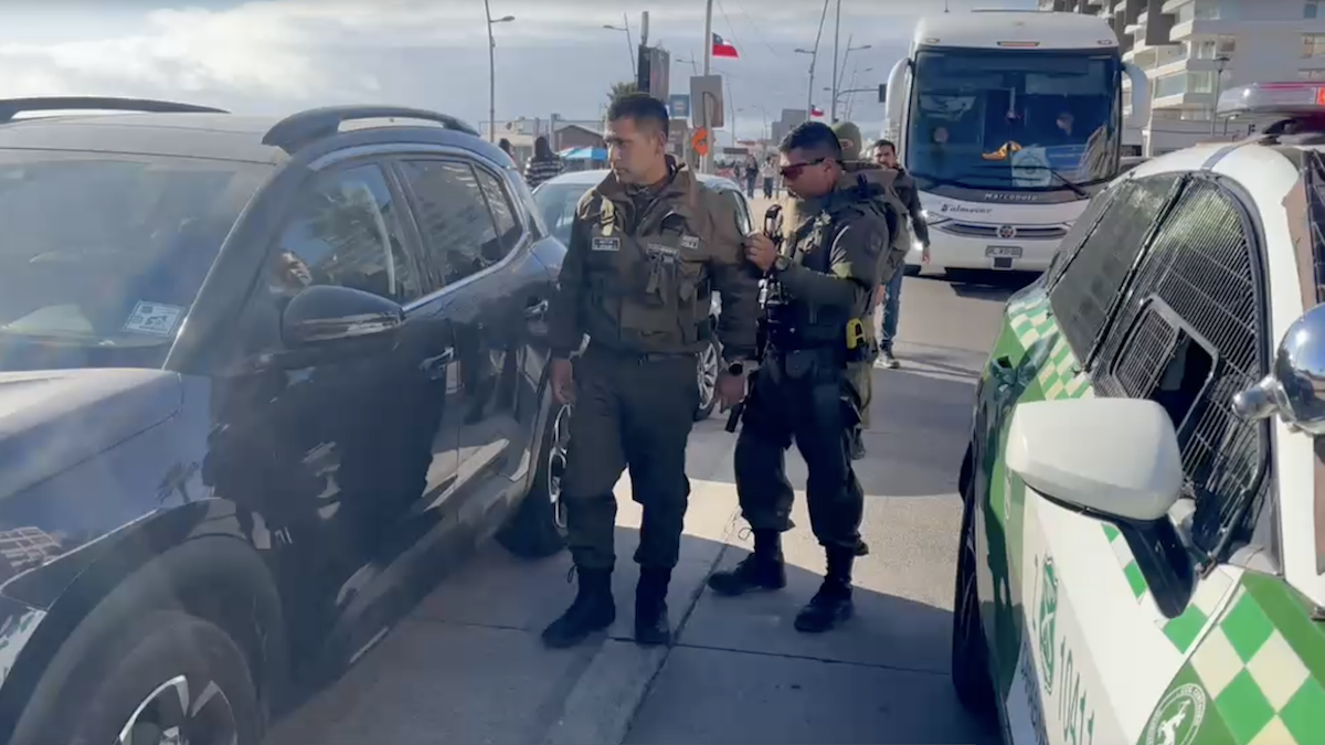 Exseremi Matías Letelier Detained for Impersonating Carabinero and Conducting Traffic Checks