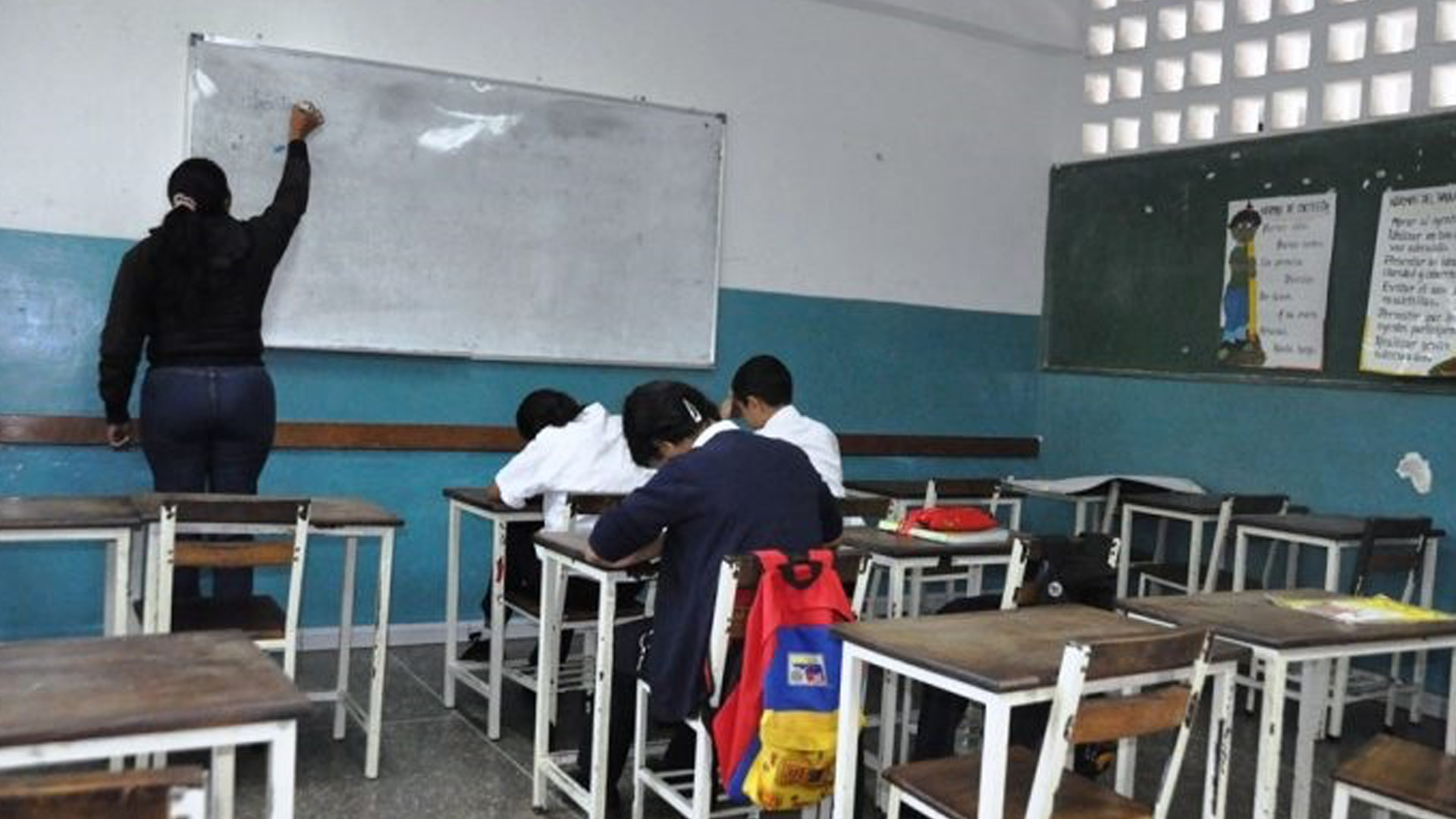 Ministerio de Educación Announces School Resumption After Earthquakes