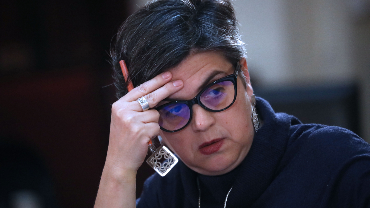 Senadora Pascual critica rigidez de Hacienda en megareforma fiscal