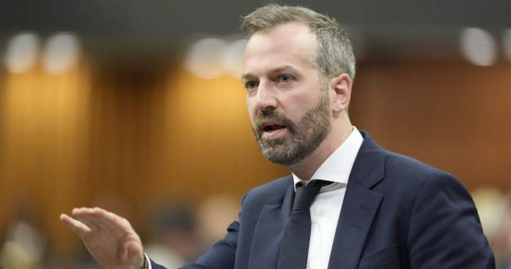 Canada Simplifies 'Buy Canadian' Procurement Rules to Support Small Businesses