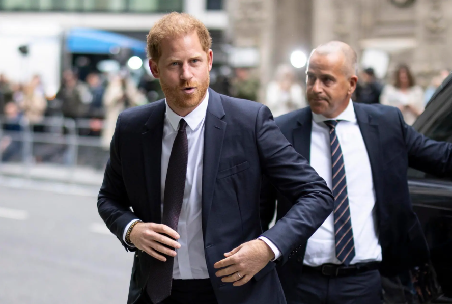 El príncipe Harry enfrenta desafíos de seguridad en su visita a Londres