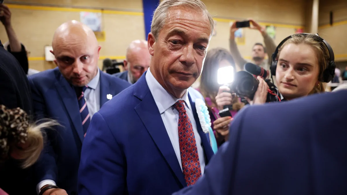 Reform UK leader Nigel Farage under fire for financial ties to convicted fraudster
