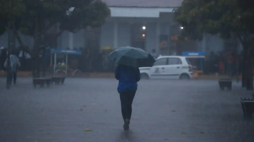 Guatemala Prepara Lluvias por Onda del Este