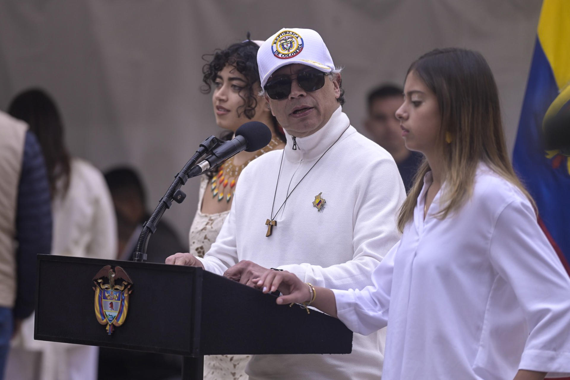 Petro anuncia salida del poder y rechaza resultados electorales