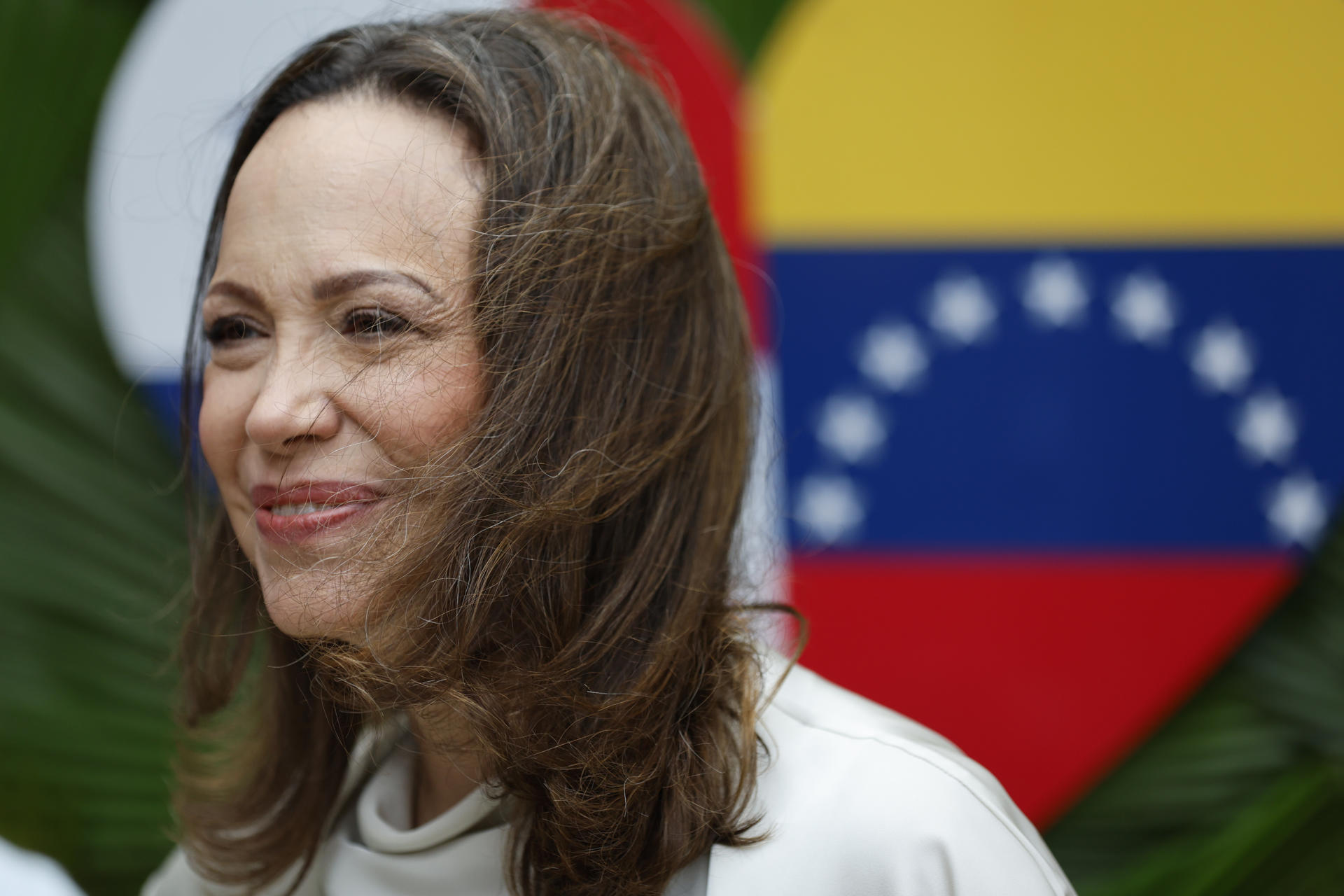 Machado y Fujimori reafirman compromiso con la democracia tras terremotos en Venezuela
