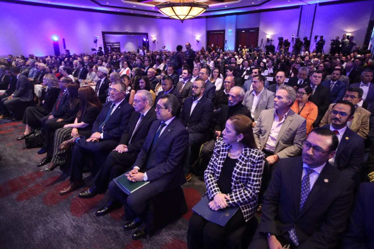 Reducción de apoyo a Arévalo y análisis de su gestión política