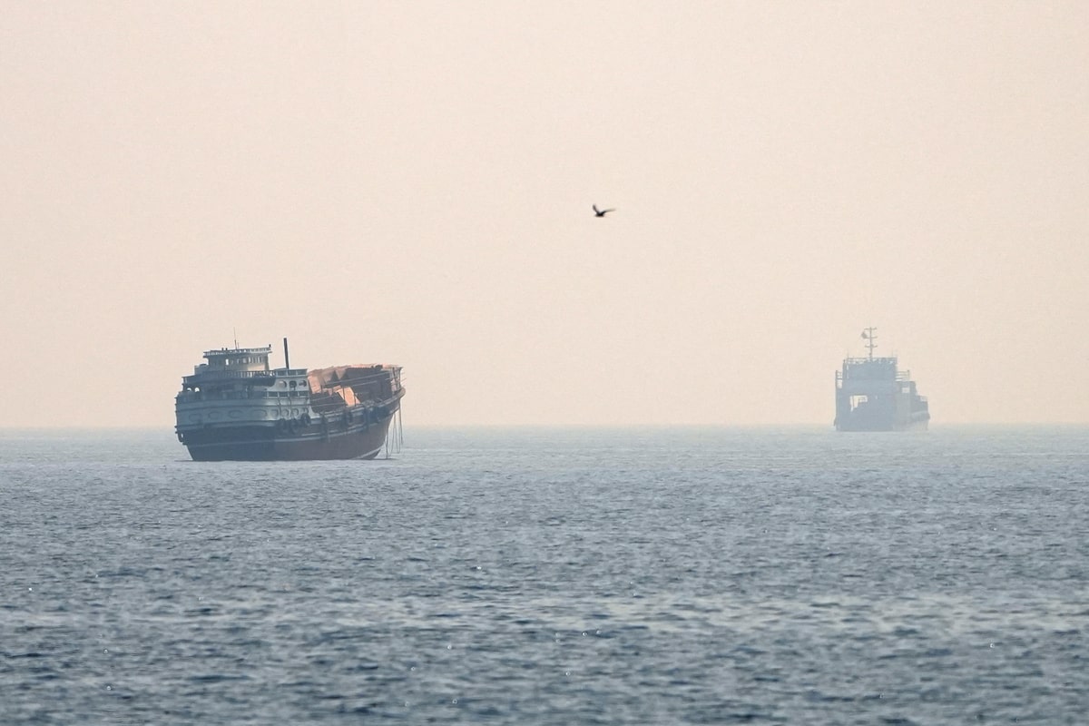 U.S.-Iran Ceasefire Breaks Down Amid Escalating Military Tensions and Oil Price Surge