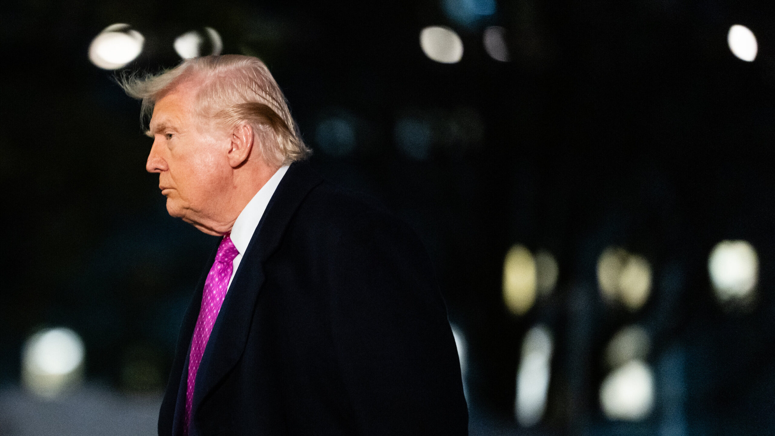 US-Iran tensions escalate as Trump ends nuclear deal talks amid aviation warnings