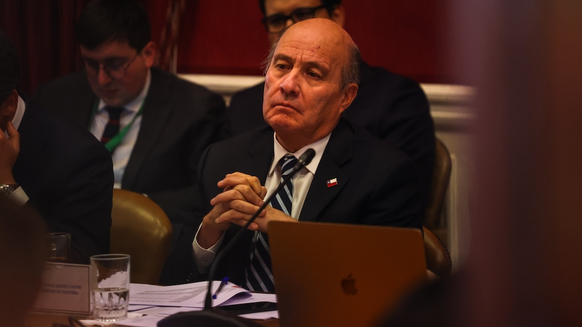 Gobierno retira propuesta de rebaja impositiva tras presión del PPD