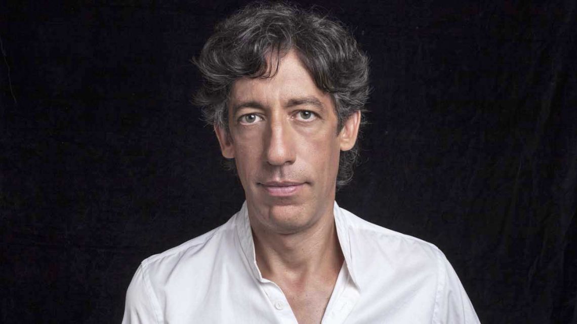 Mariano Pensotti: El arte bajo ataque directo