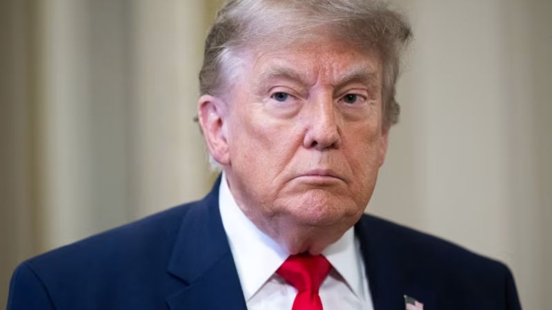 Trump rechaza firmar ley de vivienda bipartidista pese a su entrada en vigor