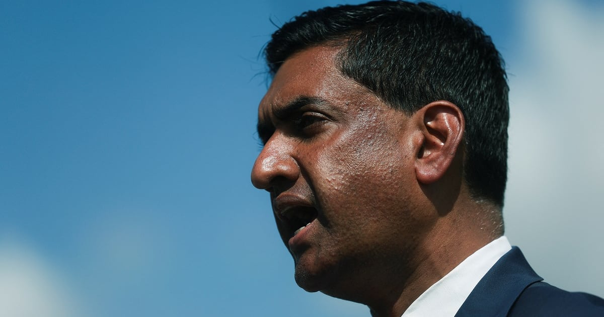 US Democrat Ro Khanna Detained by Israeli Settlers During West Bank Visit