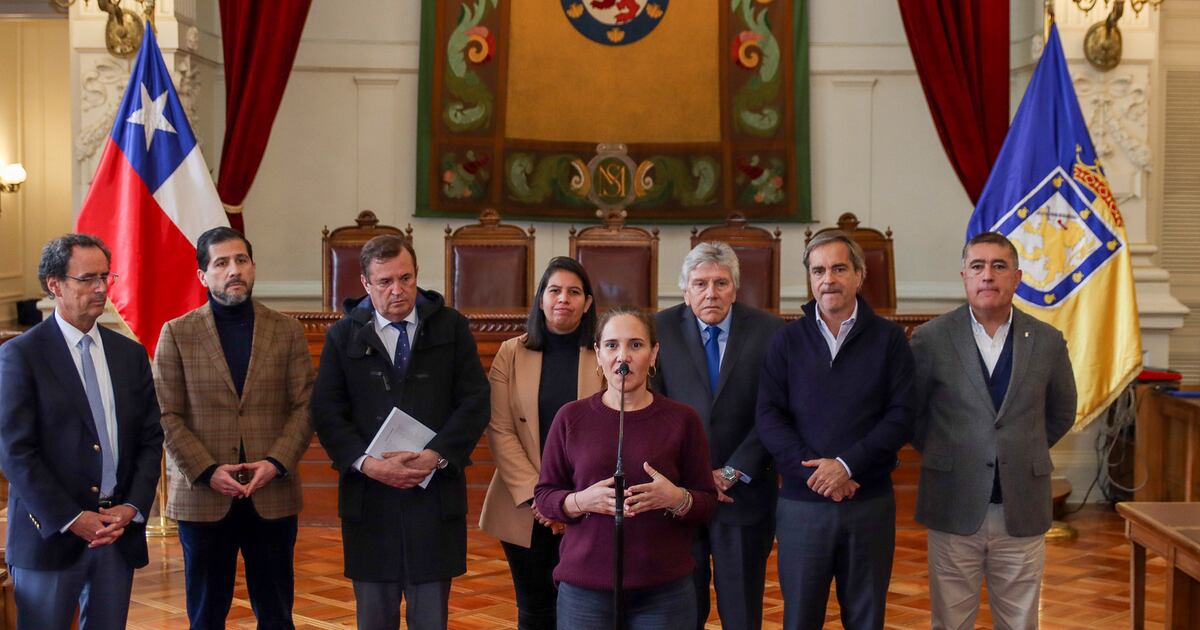 Comisión avanza en construcción del monumento al expresidente Piñera