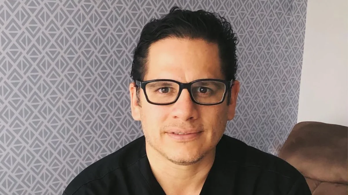 Nuevo ministro de Salud de Ecuador vendió acciones antes de asumir cargo