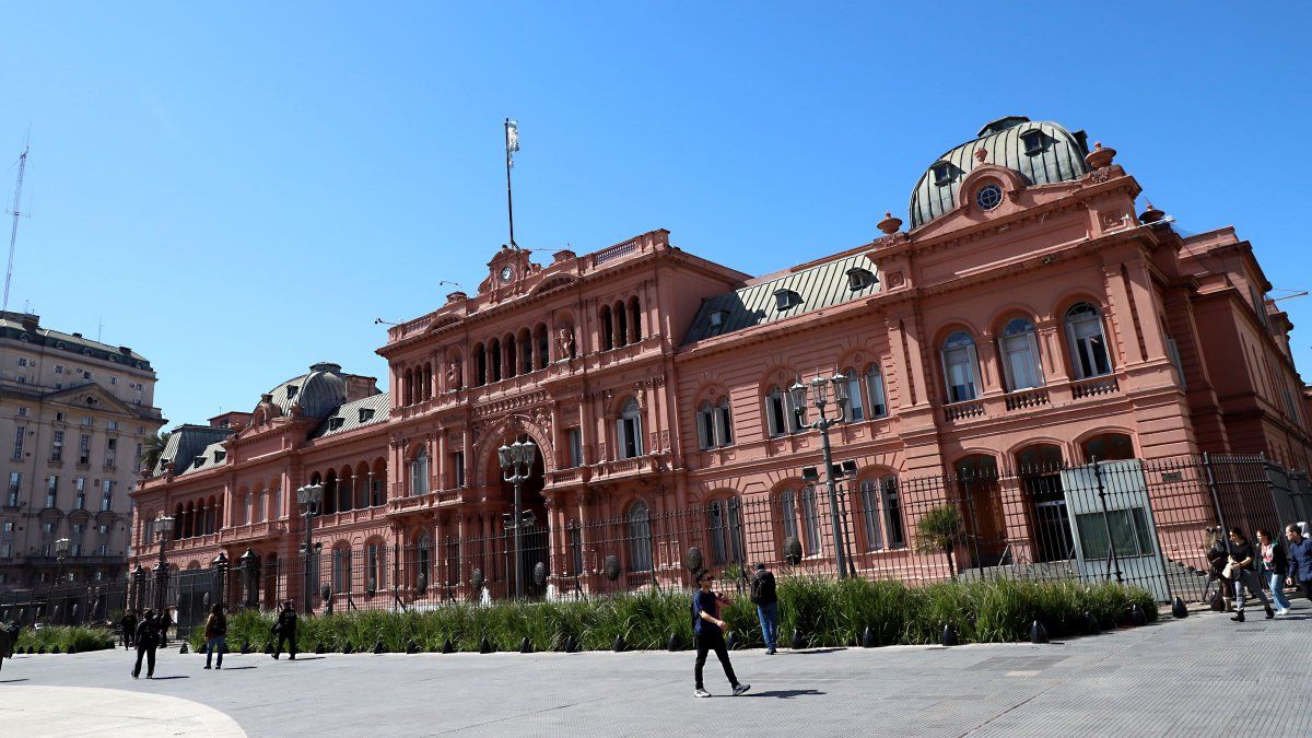 Milei y su gabinete planifican agenda legislativa para la segunda mitad del año