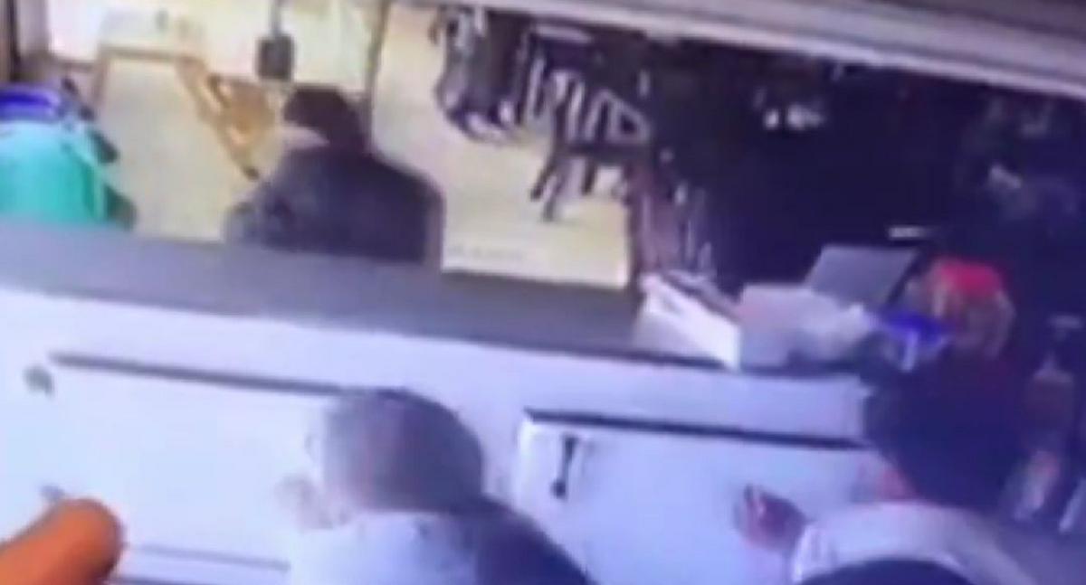 Secuestran a dueña de restaurante en vía Panamericana
