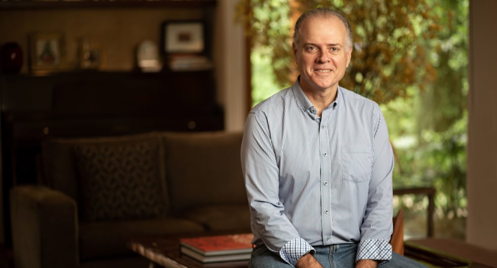 Correa asume presidencia del directorio de Efectibank