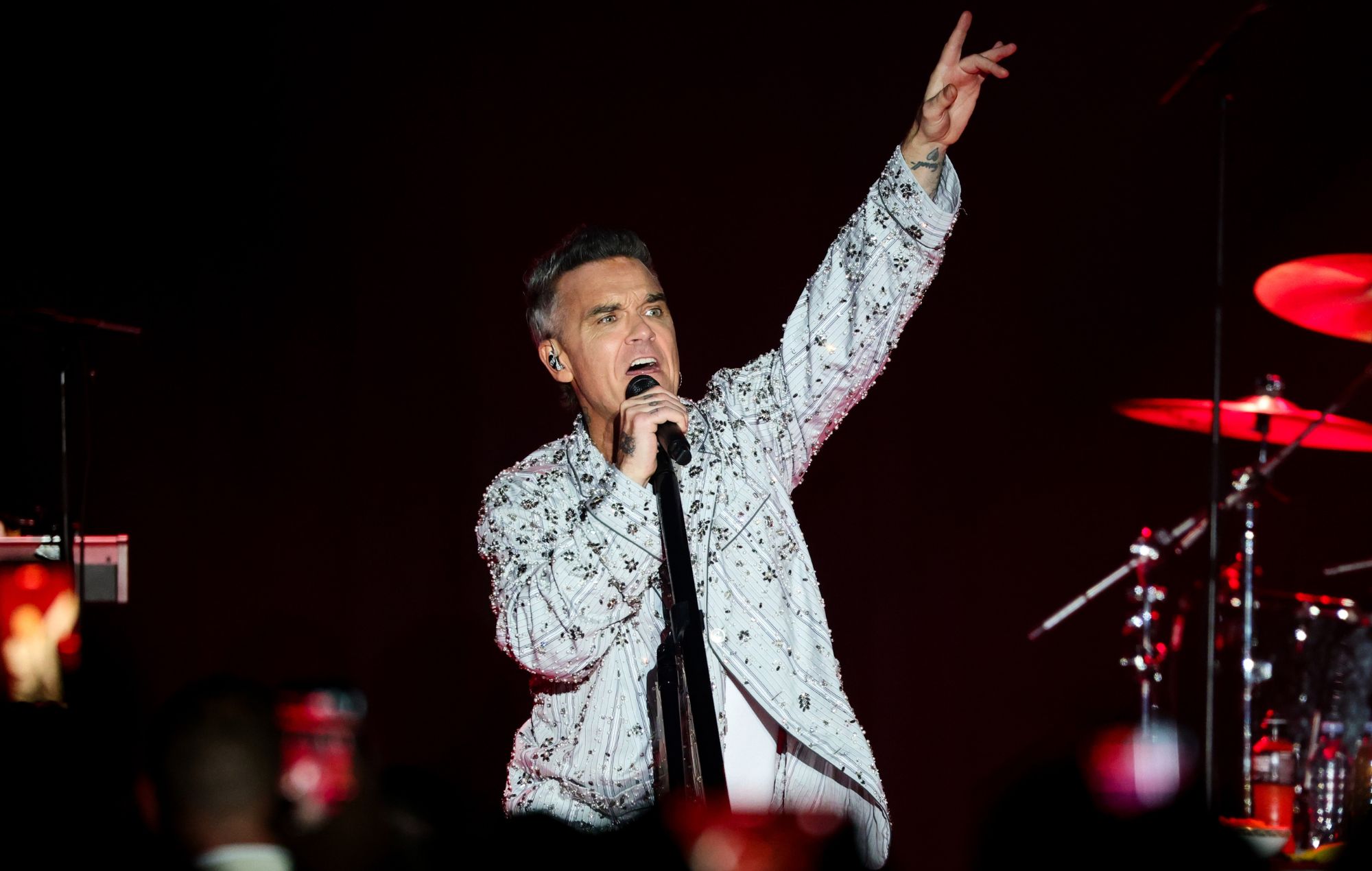 Robbie Williams, Nicole Scherzinger, and Laura Pausini to Perform 'Desire' at FIFA World Cup Closing Ceremony