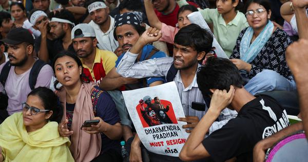 Students' Hunger Strike in Delhi Sparks Demand for Government Dialogue