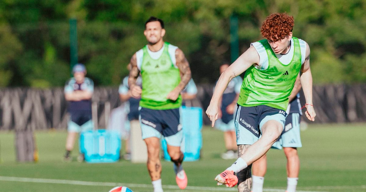 Selección Argentina enfrenta a España: dudas de Scaloni y preparación para el Mundial