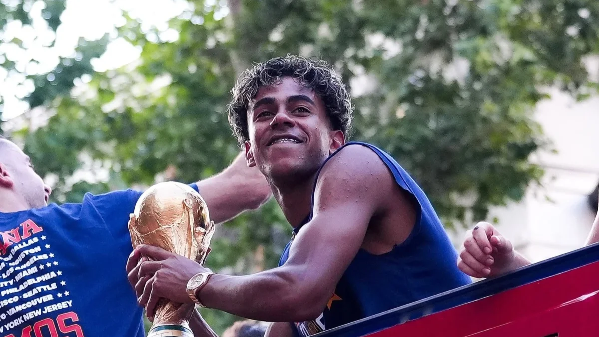 Celebración masiva en Madrid por la victoria de la selección española