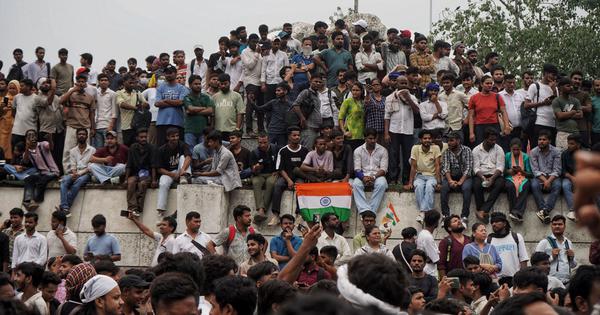 Protests Continue Against Education Minister Amid Police Crackdown in Delhi