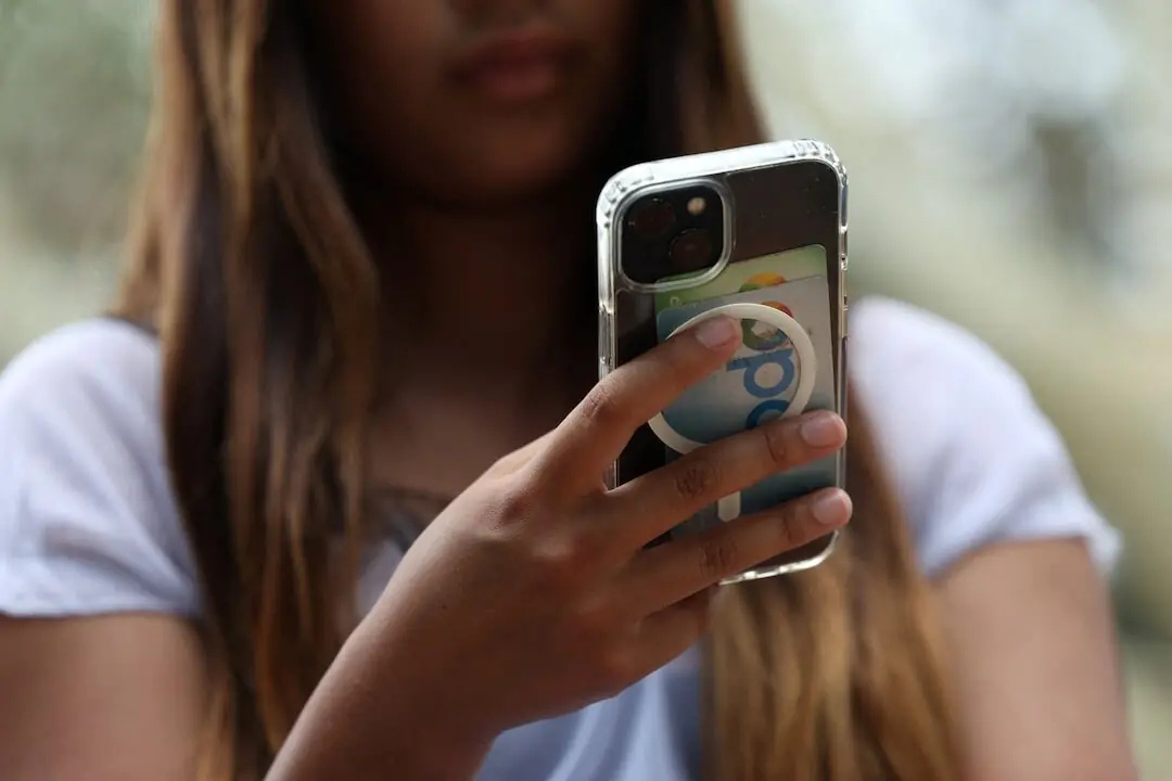 France to ban social media for children under 15