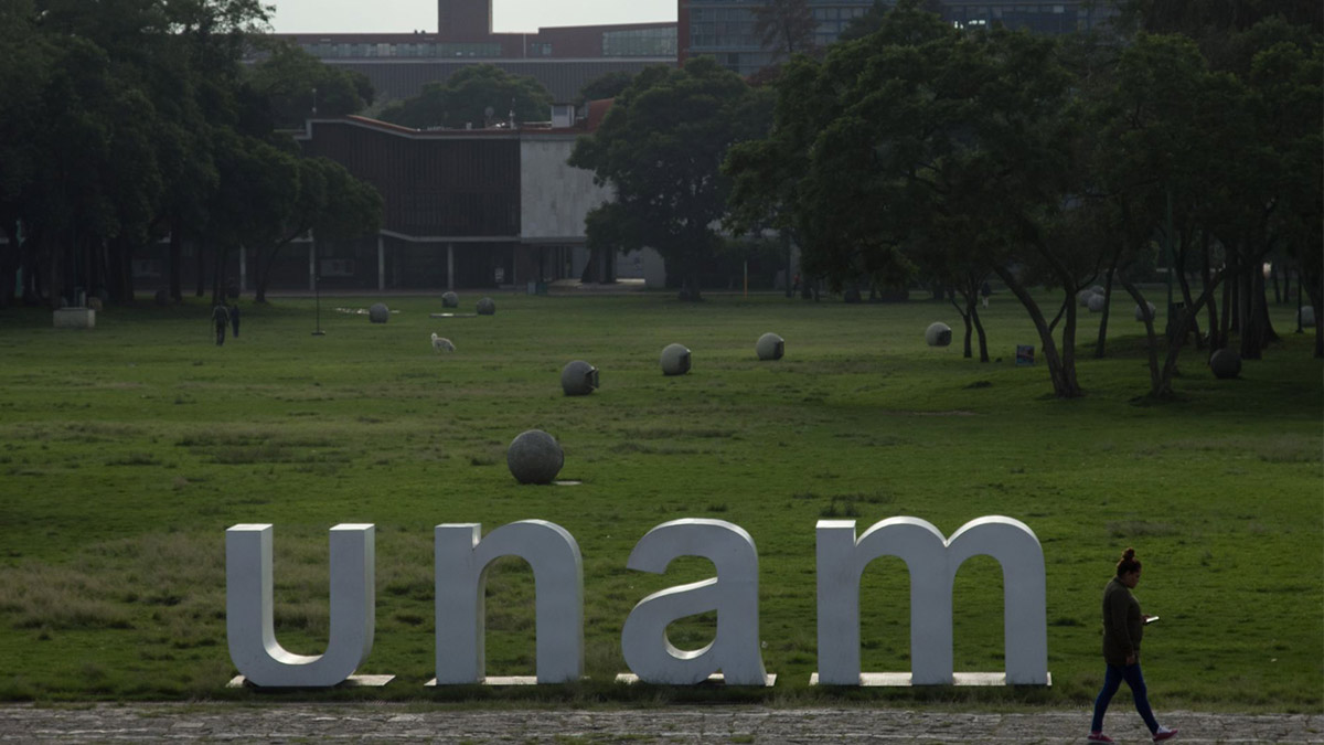 Estudiantes de UNAM exigen solución al conflicto del examen en línea