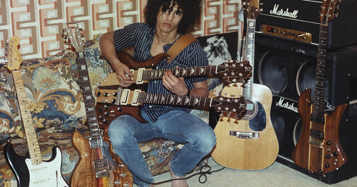 Young Slash's Early Life and Musical Beginnings in 1983