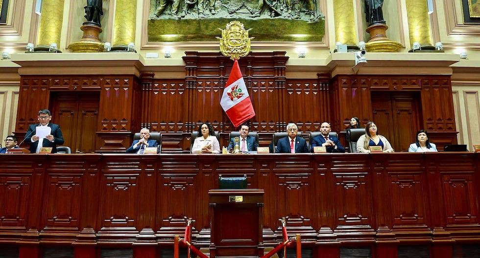 Congress Elects New Leadership for Senate and Chamber of Deputies