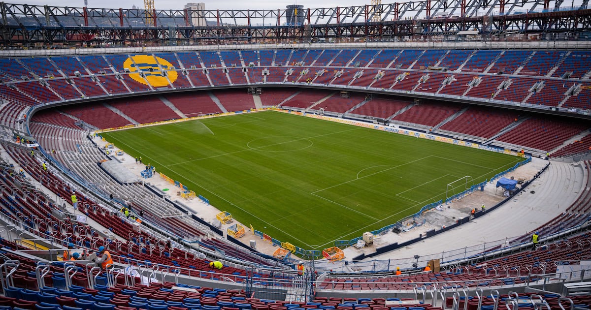 Trabajador fallece en accidente durante construcción del nuevo Camp Nou