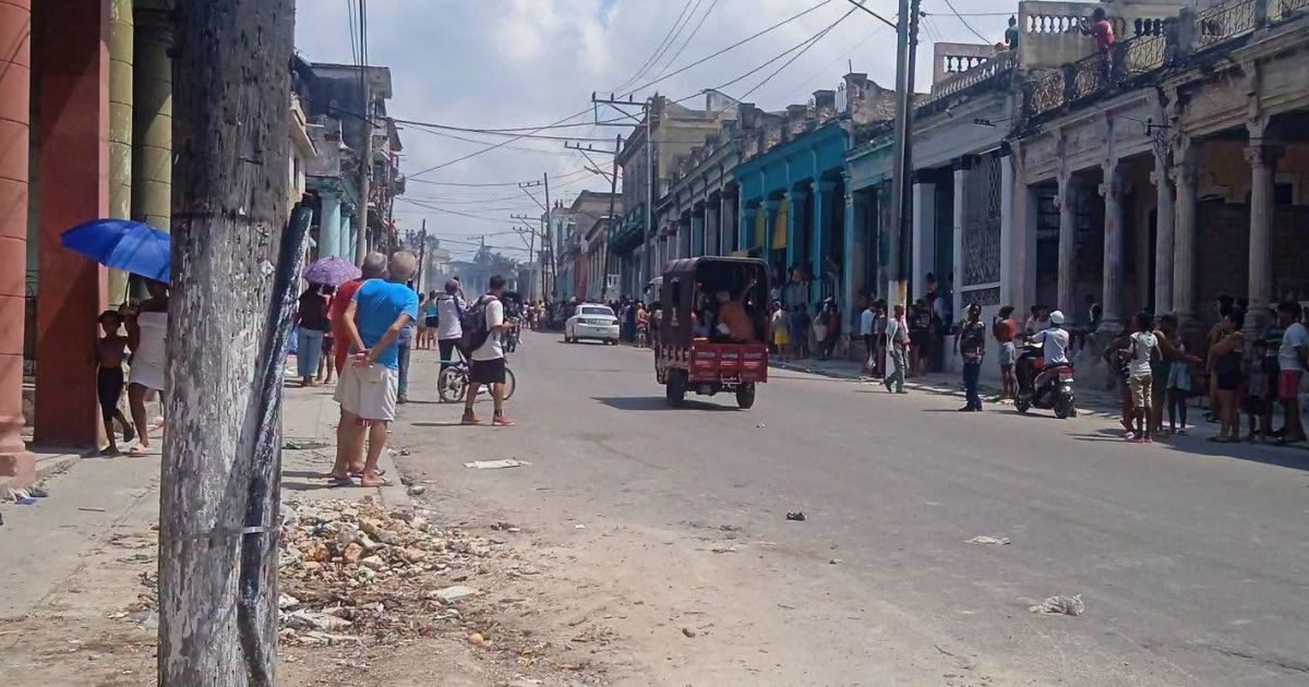Mujeres de La Habana protestan por crisis eléctrica y condiciones de vida