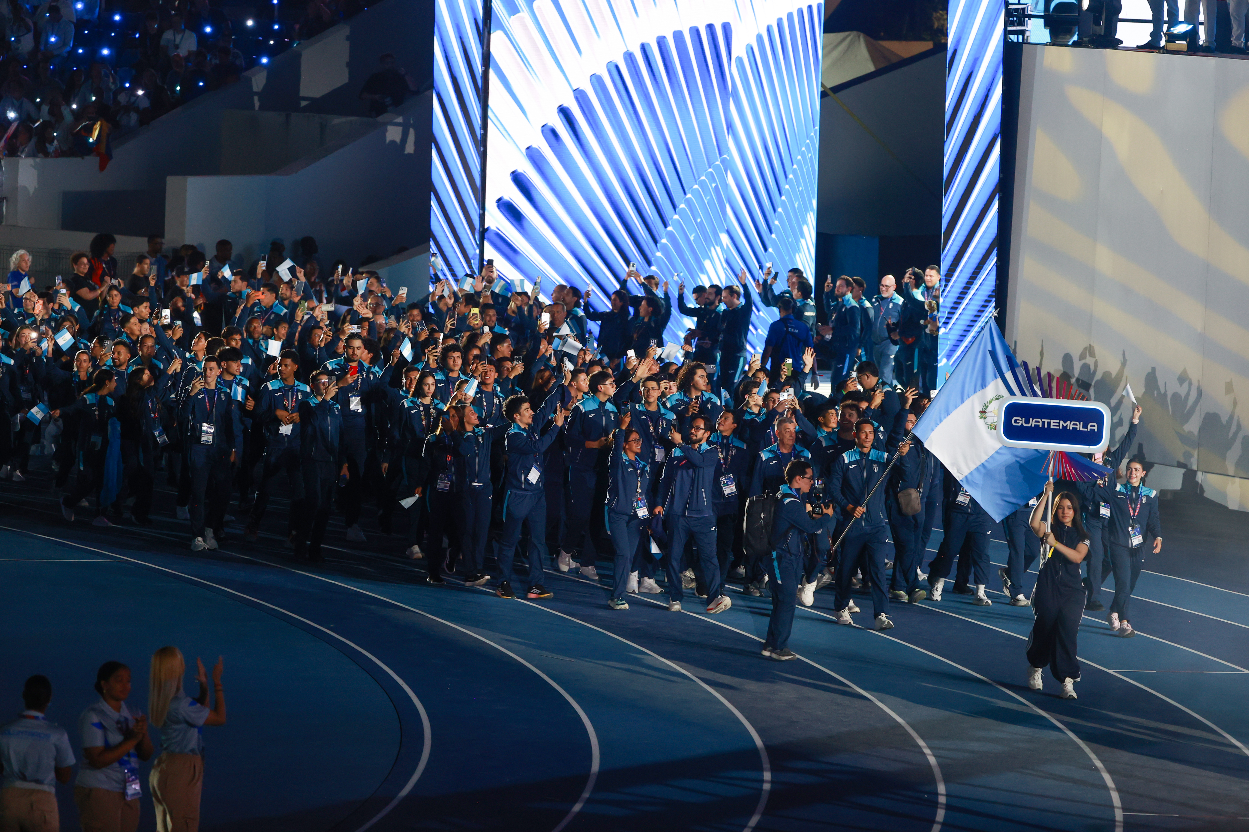 Guatemala retorna a los Juegos Centroamericanos con su bandera nacional