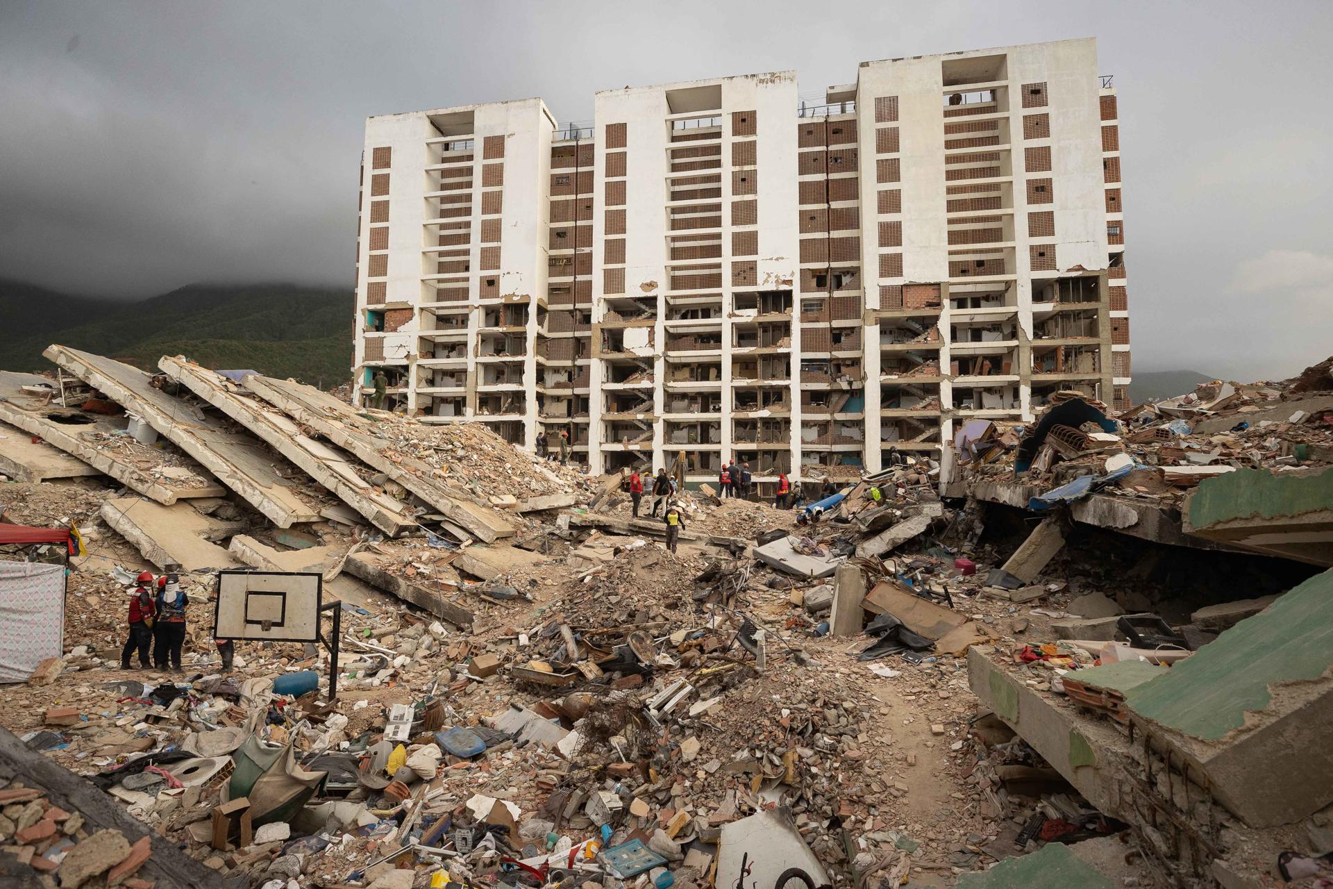 Venezuela's Earthquake Aftermath: A Month of Loss and Recovery