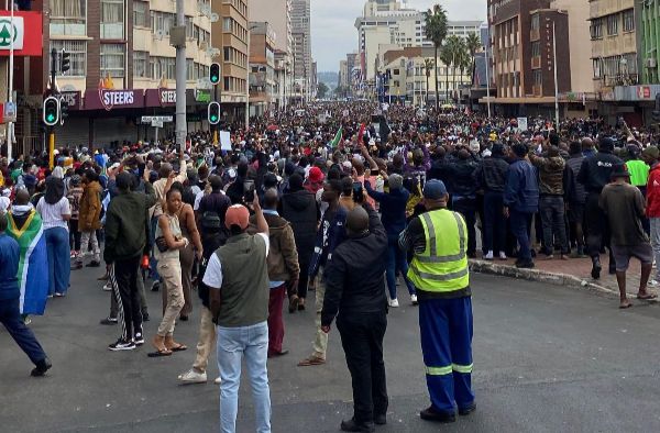 Socioeconomic Crisis in South Africa Deepened by Migrant Struggles