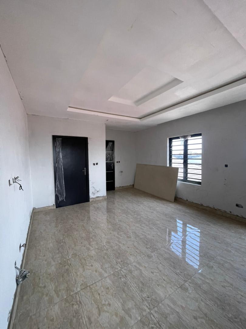 MODERN 3-BEDROOM APARTMENTS FOR SALE IN AJAH, LAGOS — photo 1